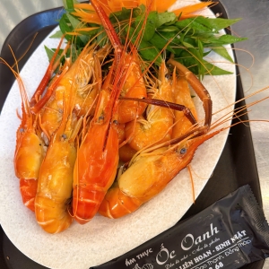 Tôm Càng Hấp Nước Dừa